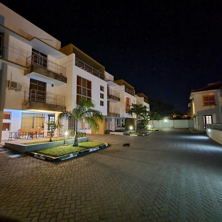 Ary Homestay Nyali- A Walk Away From City Mall Mombassa Buitenkant foto