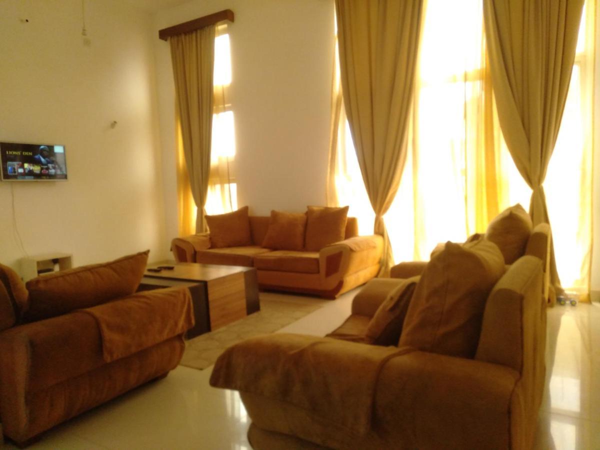 Ary Homestay Nyali- A Walk Away From City Mall Mombassa Buitenkant foto