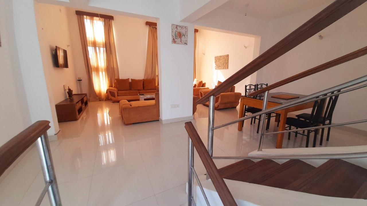 Ary Homestay Nyali- A Walk Away From City Mall Mombassa Buitenkant foto