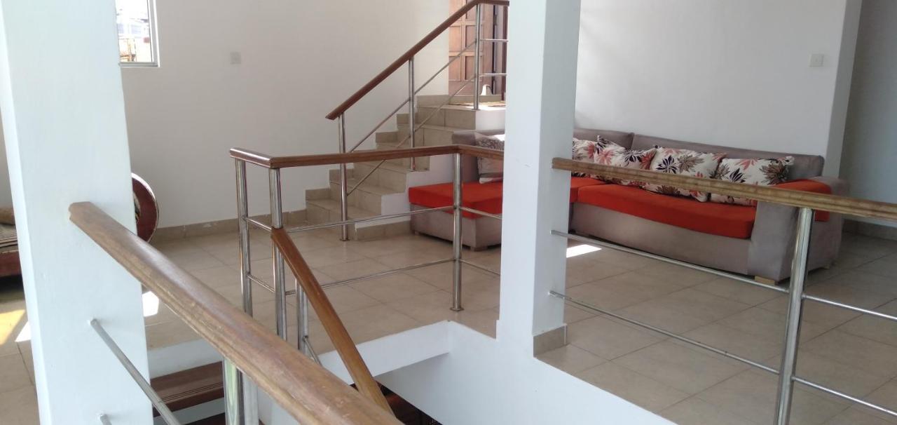 Ary Homestay Nyali- A Walk Away From City Mall Mombassa Buitenkant foto